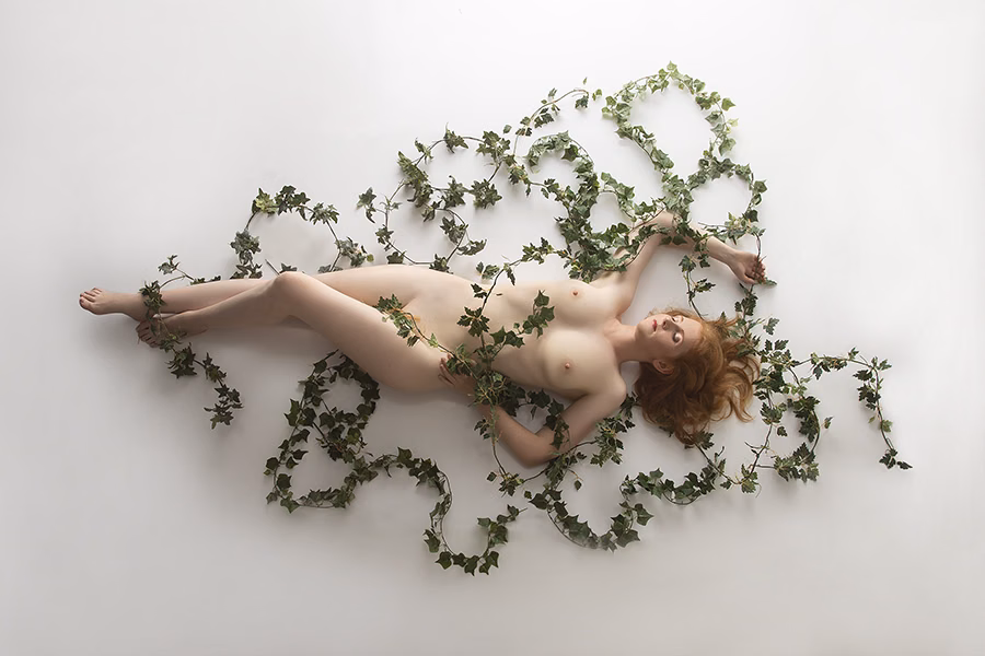Nude, ivy, boudoir
